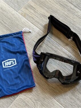 100 Percent Accuri 2 Motocross Mountain Biking Adult Goggles (Moore Clear Lens)